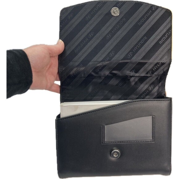 Owners Manual Hyundai 2016 Santa Fe Sport OEM Leather Case Paperwork Storage Car - Picture 2 of 5